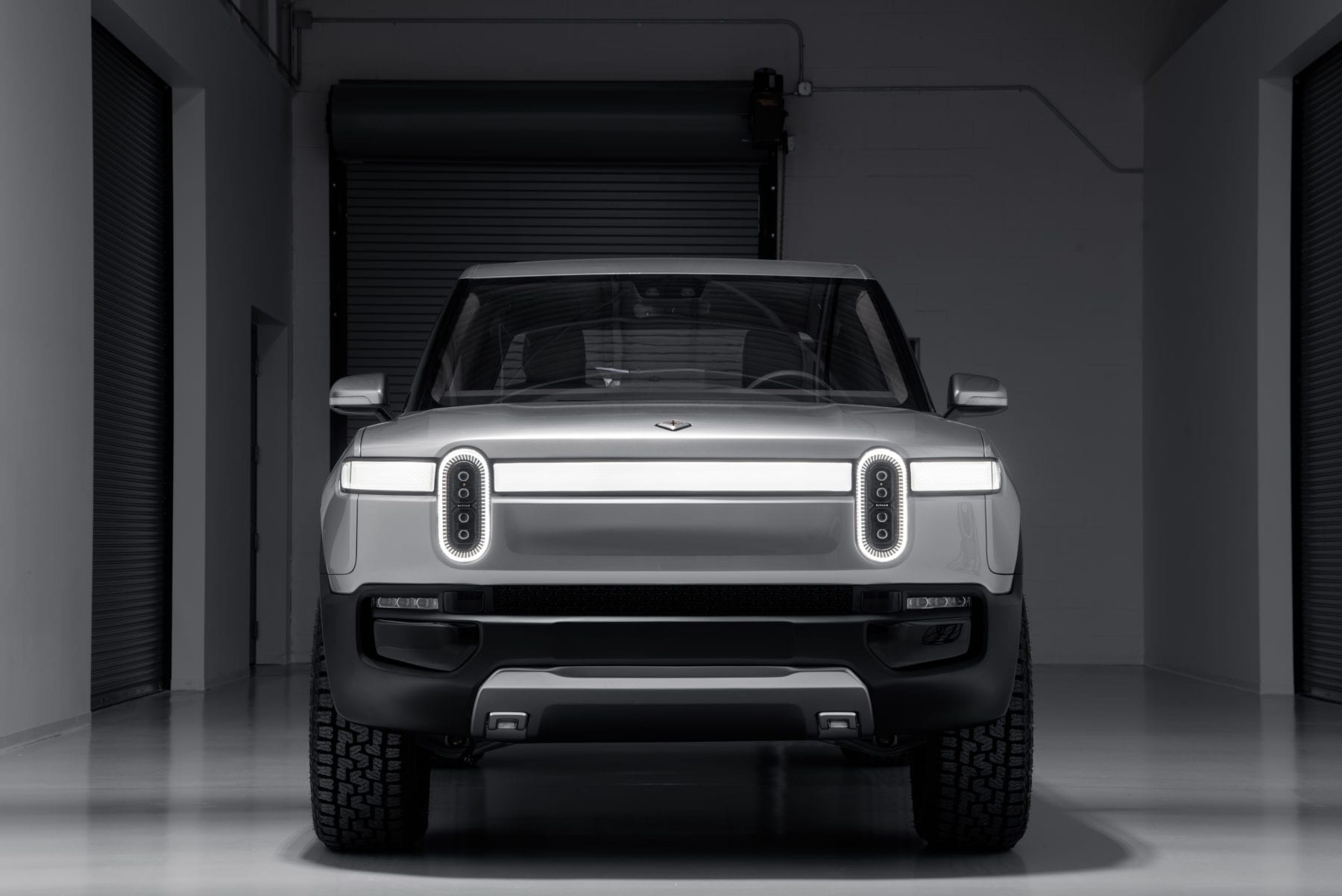 Rivian R1T Front