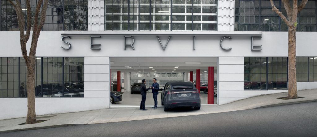 Tesla Service Center